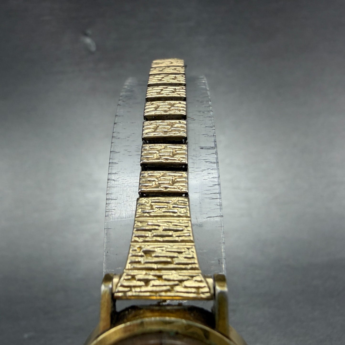 Seiko Watch Women 22mm Champagne Dial Gold Tone Round 2320-0030 New Battery4