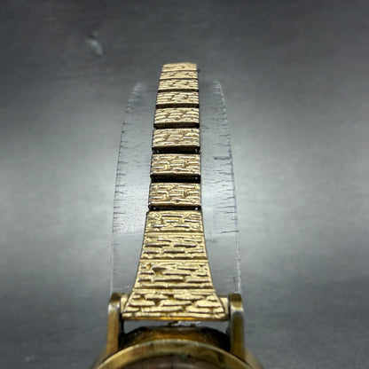 Seiko Watch Women 22mm Champagne Dial Gold Tone Round 2320-0030 New Battery4