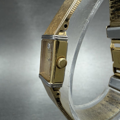 Seiko Tank Watch Women 12mm Gold Dial Gold Tone Rectangle 2E20-5409 New Batt UUK2