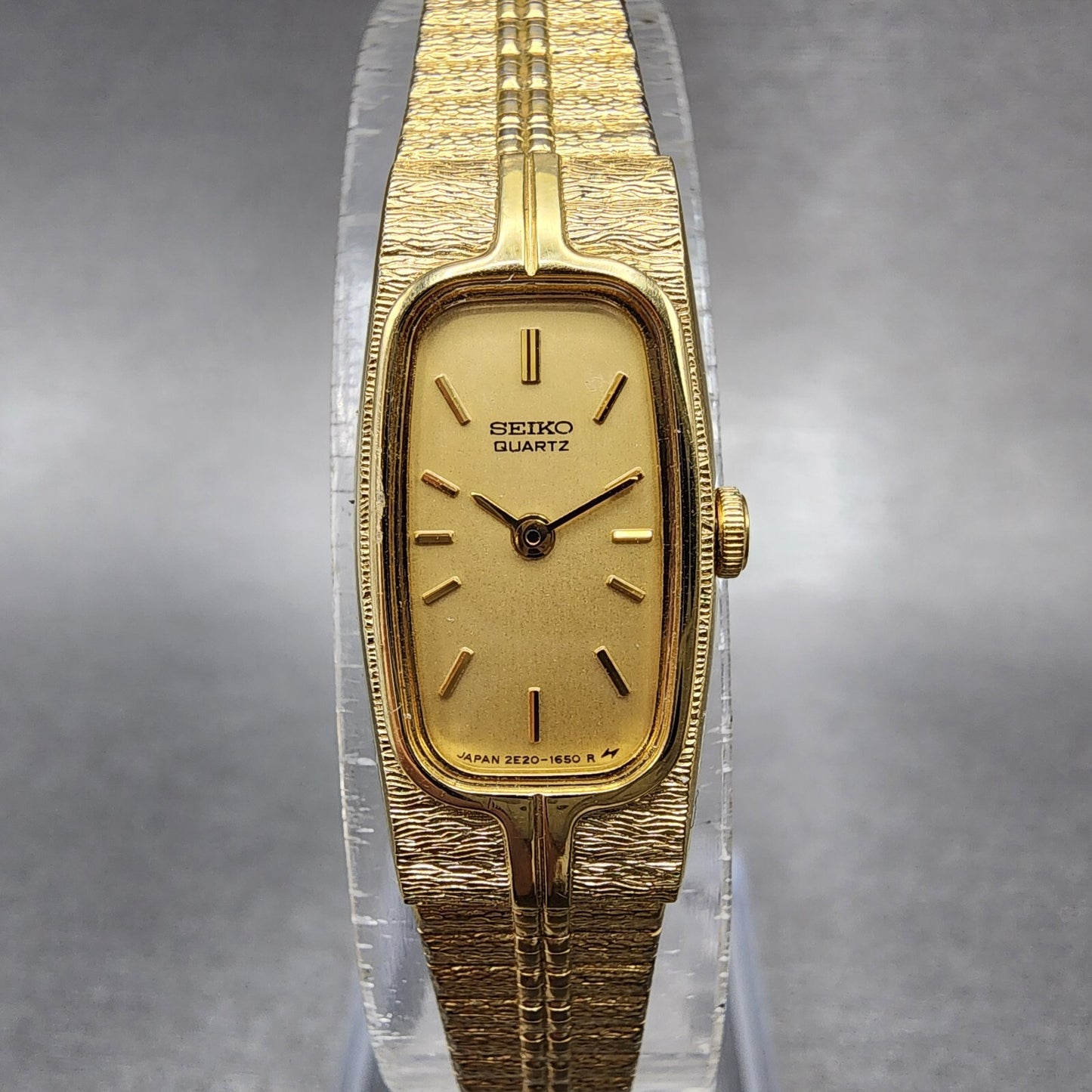 Seiko Tank Watch Women 13mm Gold Dial Gold Tone Rectangle 2E206259 New Battery0