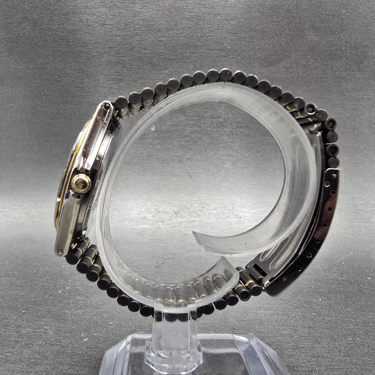Seiko SQ Watch Men 34mm Black Dial Two Tone Daydate Round 8123-6349 PARTS7