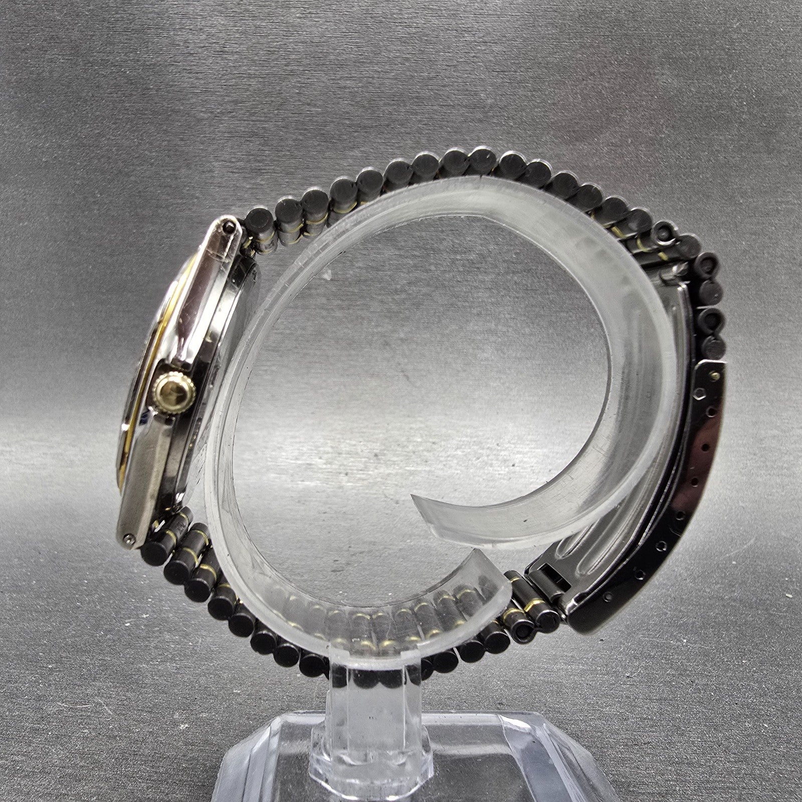 Seiko SQ Watch Men 34mm Black Dial Two Tone Daydate Round 8123-6349 PARTS7
