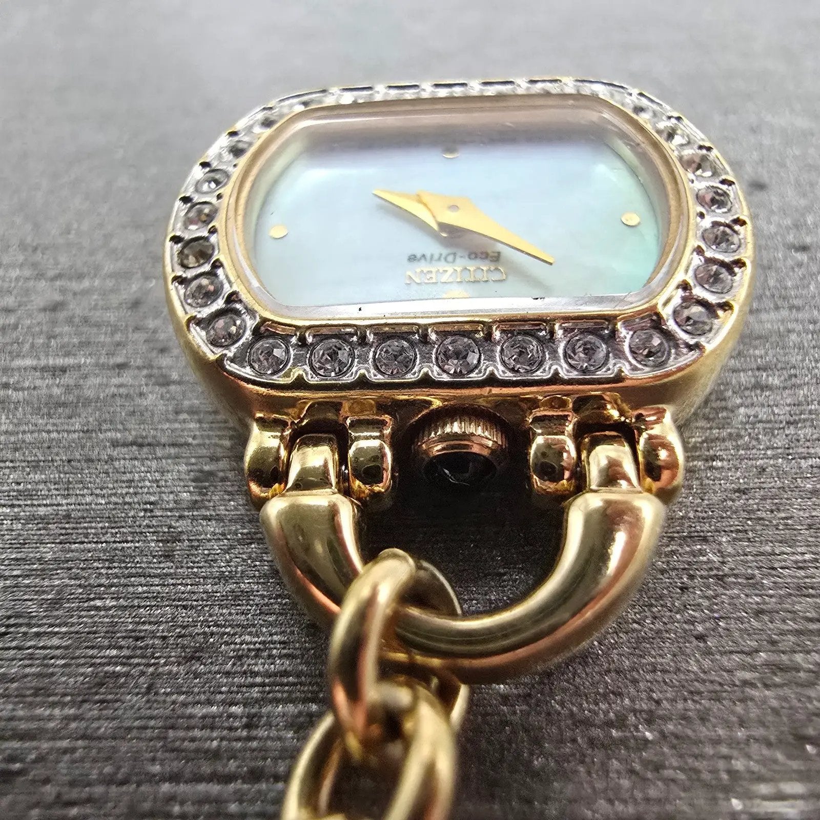 Citizen Eco-Drive Charm Bracelet Watch Women 20mm MOP Dial G620-S031117 Works5