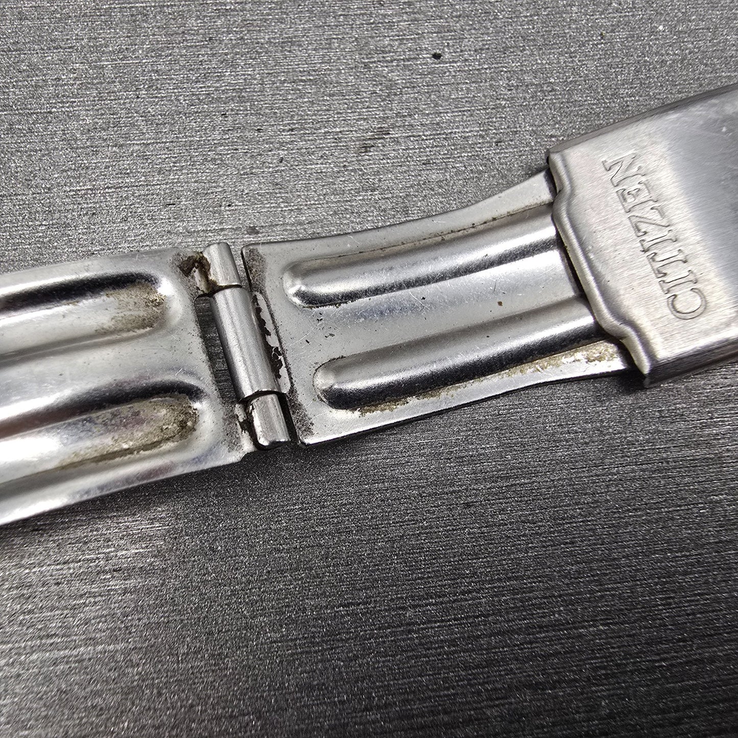 Citizen Bracelet 18mm Stainless Steel Two Tone Tri Folding Clasp VTG READ!!!!!!!9