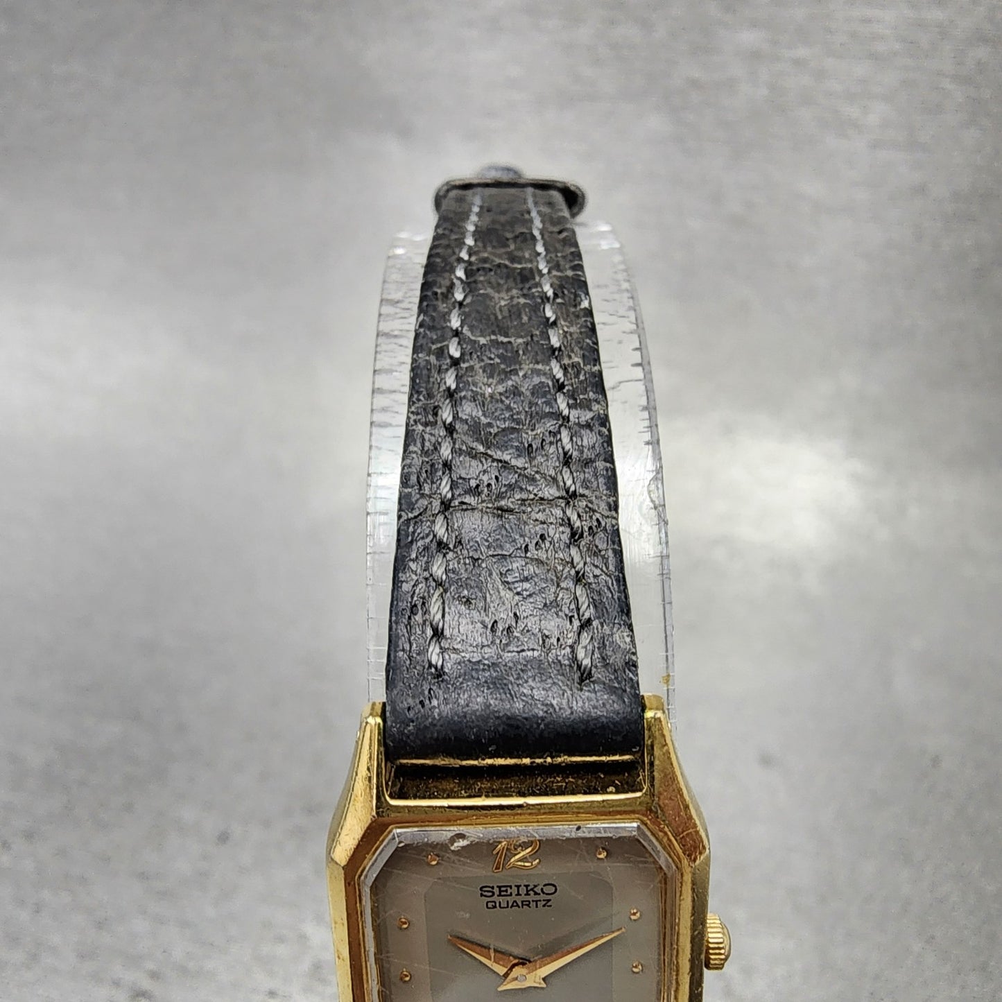 Seiko Tank Watch Women 18mm Gray Dial Gold Tone Rectangle 73206160 New Battery4