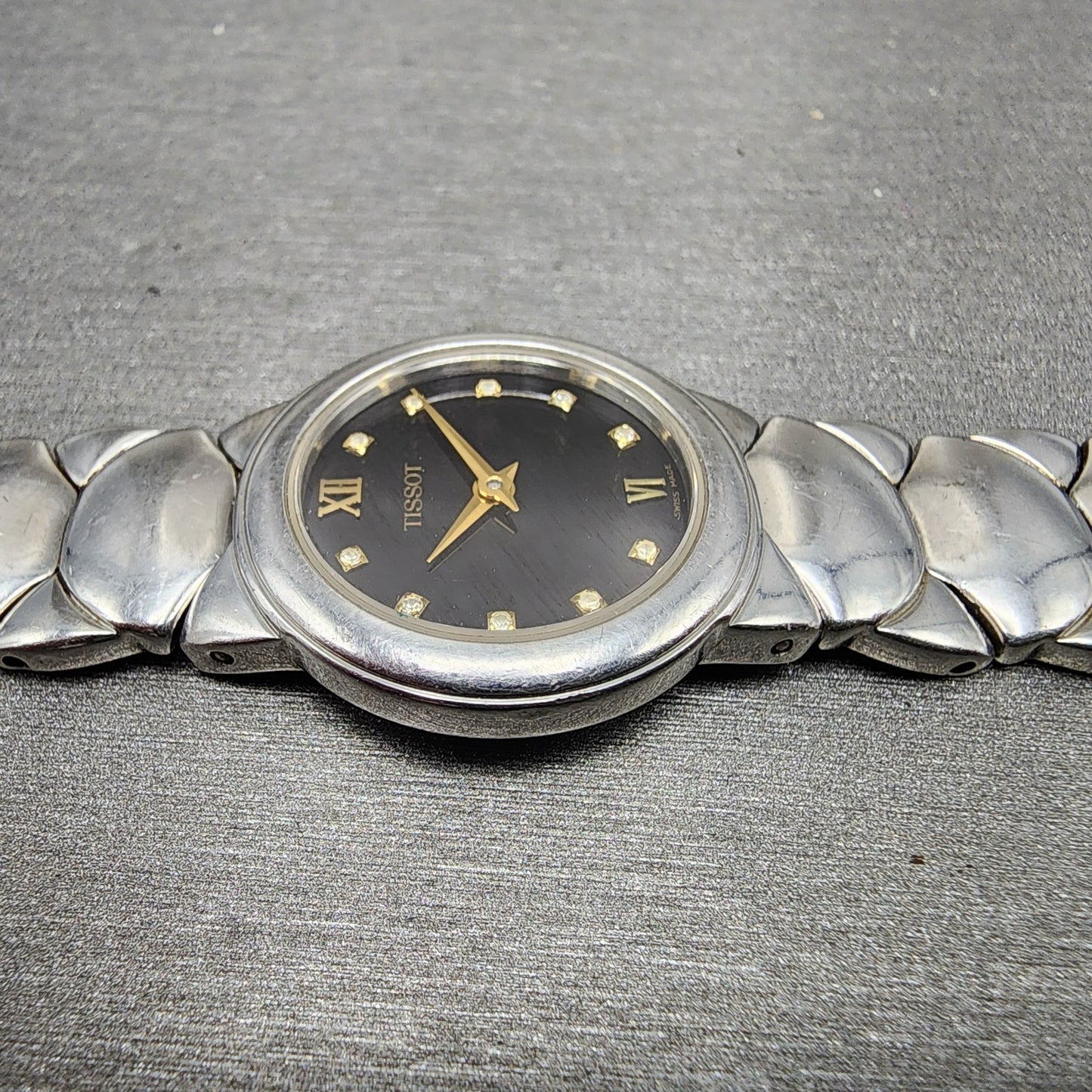 Tissot Watch Women 25mm Black Dial Steel Round BROKEN BAND New battery5