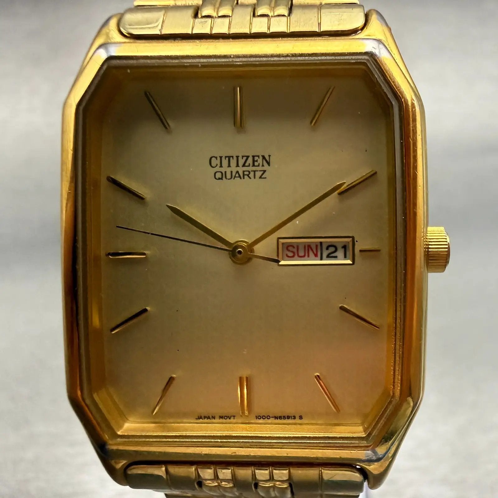 Citizen Watch Men 27mm Champagne Dial Gold Daydate Rectangle 1000-S63863 NewBatt1