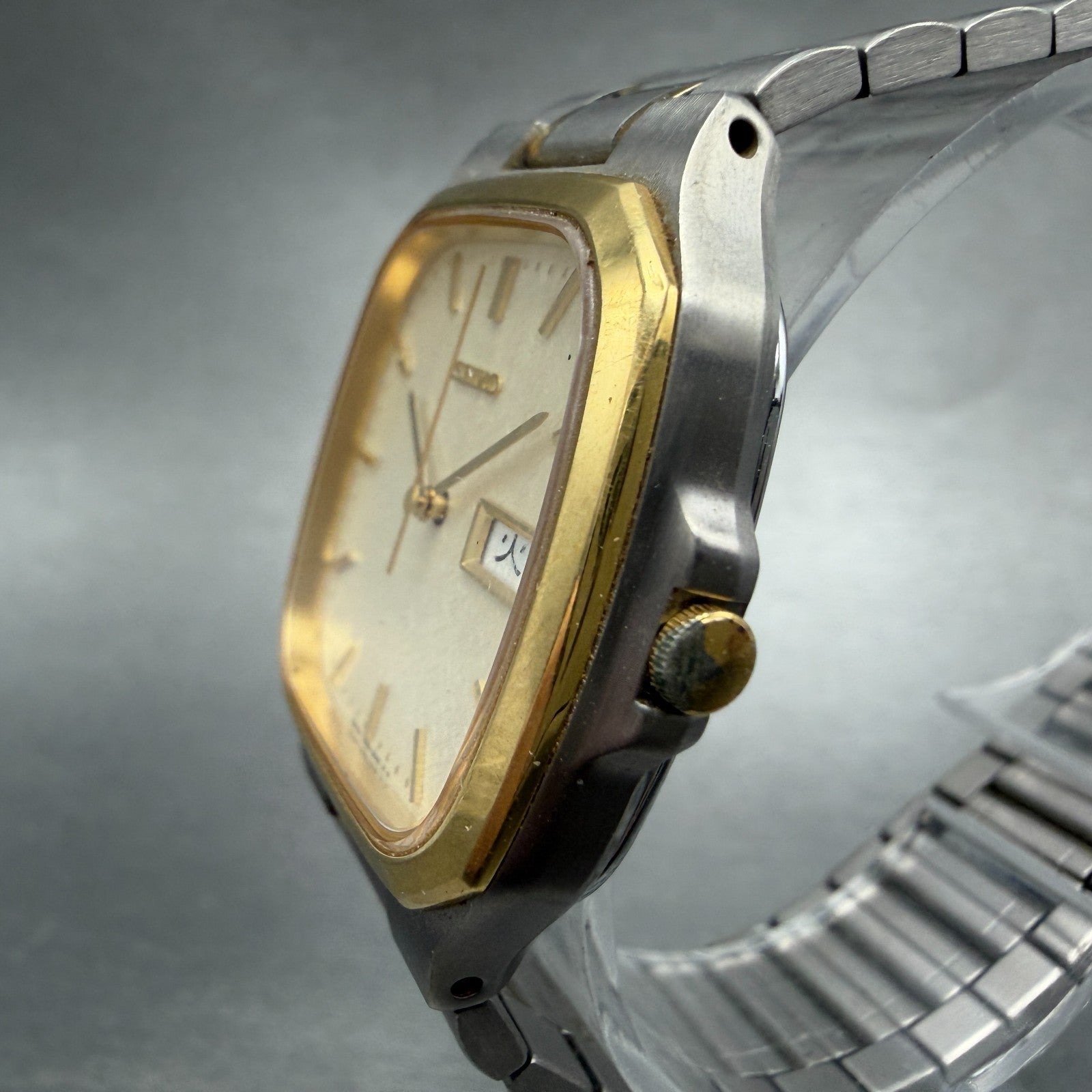 Seiko Watch Men 31mm Champagne Dial Two Tone Titanium Daydate 7N93-5010 New Batt2