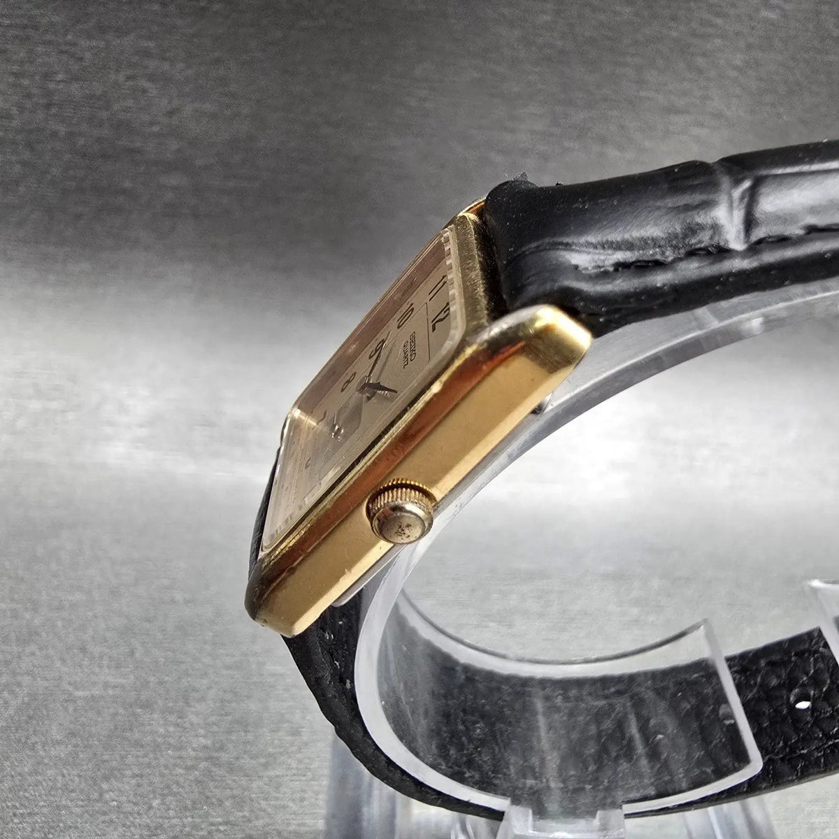 Seiko Tanl Watch Women 17mm Gold Dial Gold Rectangle 2G38-5010 New Battery VTG2