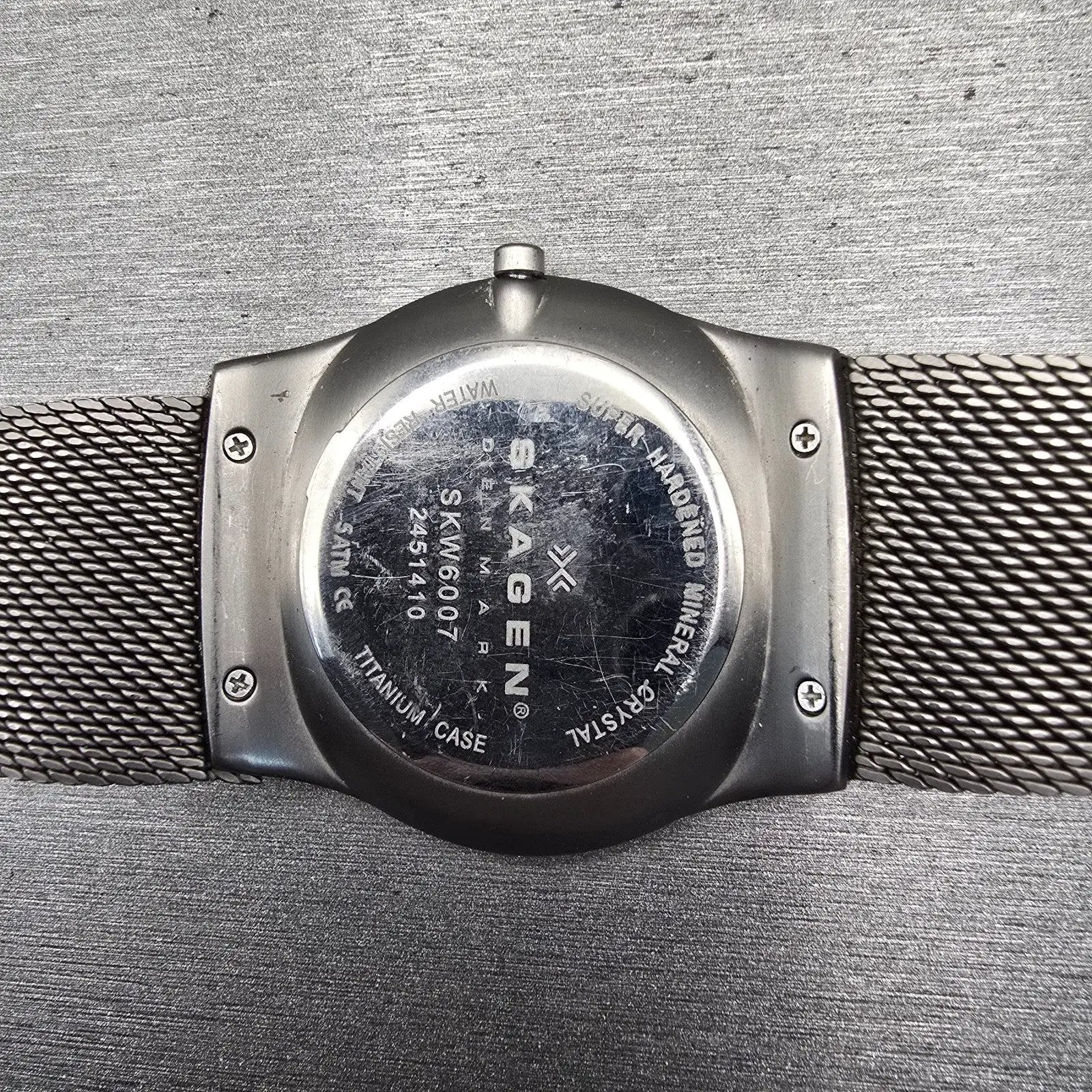 Skagen Melbye Watch Men 40mm Gray Dial Titanium Daydate SKW6007 New Battery10