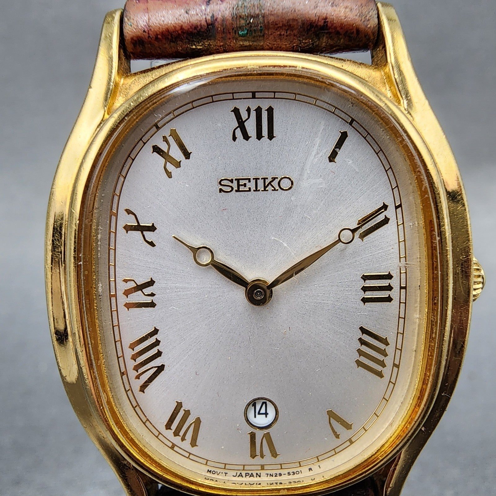 Seiko Tank Watch Men 29mm Silver Dial Gold Tone Date 7n295221 New Battery1