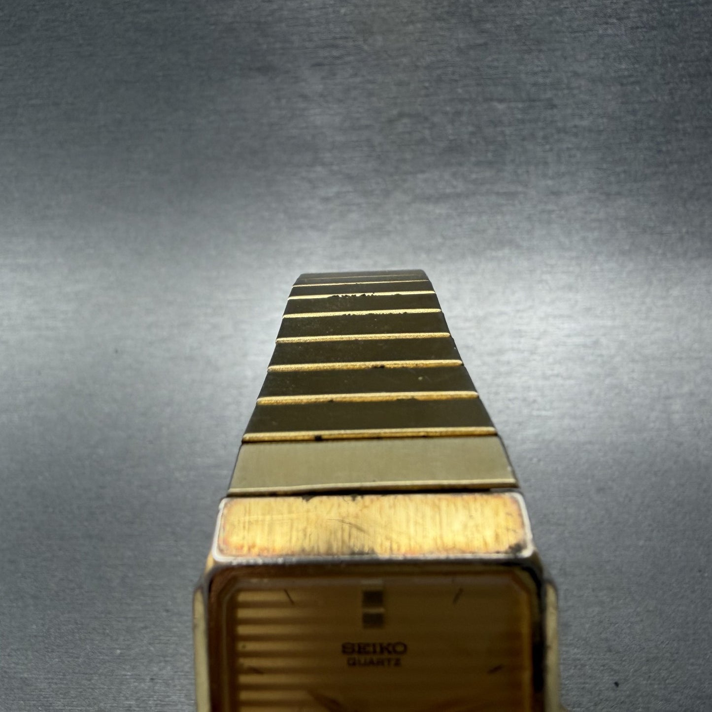 Seiko Tank Watch Men 25mm Champagne Dial Gold Tone 5Y31-5000 New Battery4
