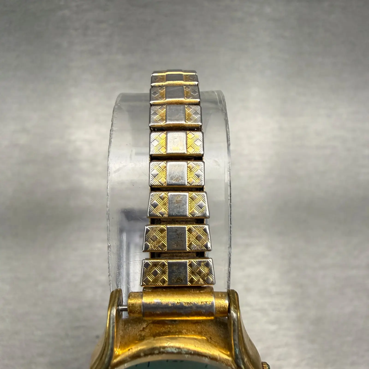 48116228