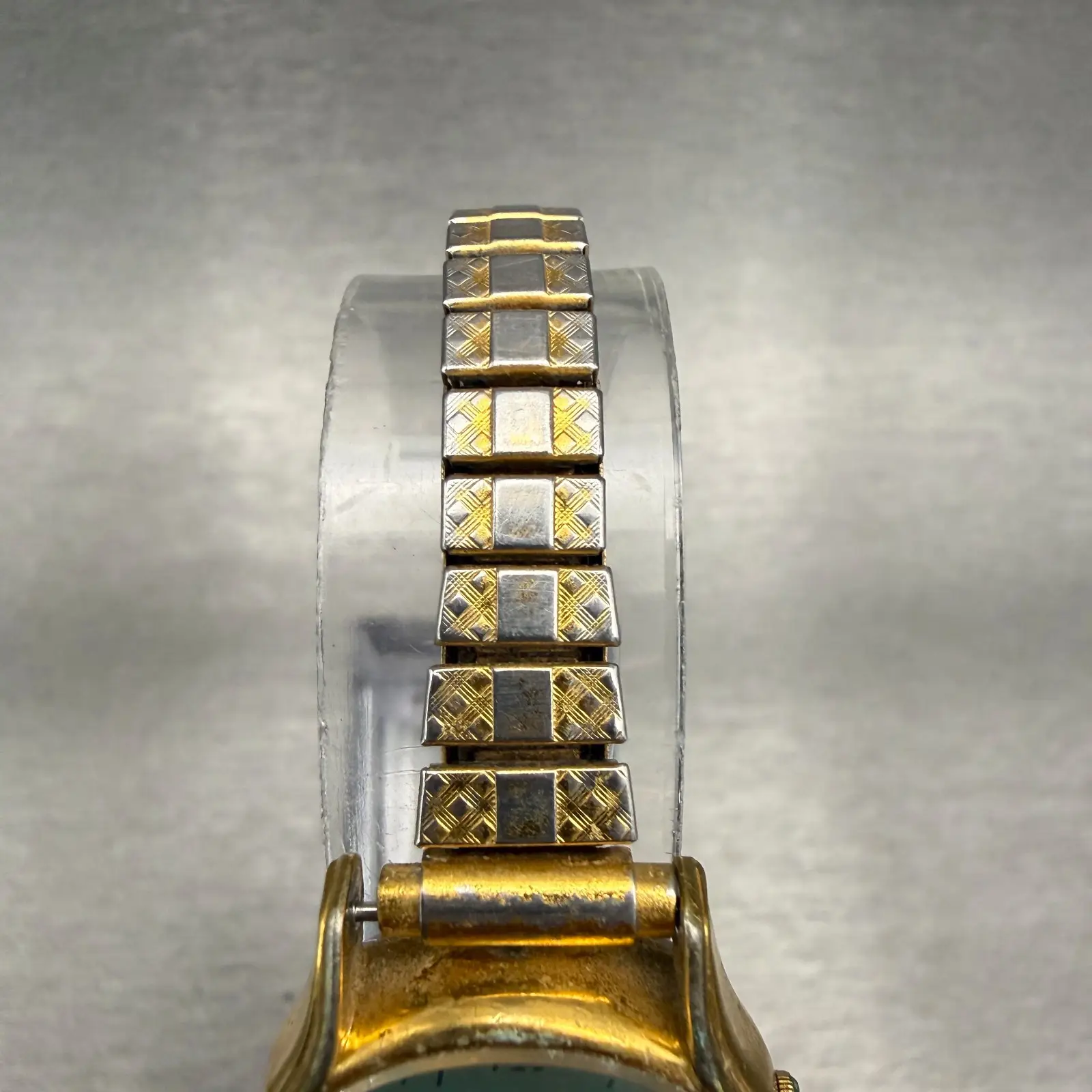 48116228