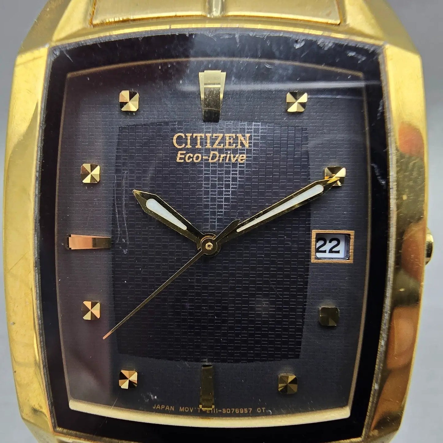 Citizen Eco-Drive Tank Watch Men 31mm Black Dial Gold Date E111-S049369 Runs Jkm1
