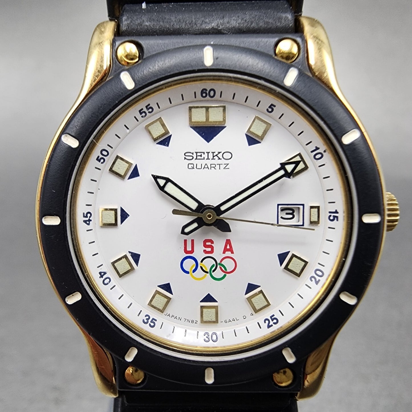 Seiko USA Olympics Watch Women 29mm White Dial Gold Tone Date 7N826A39 PARTS2
