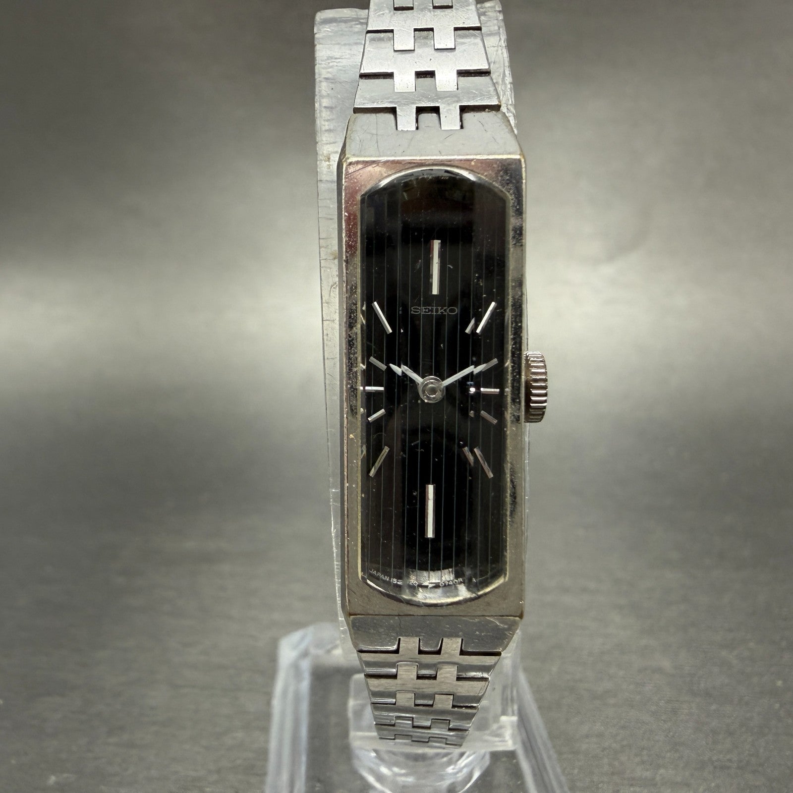 Seiko Watch Women 13mm Black Dial Silver Tone Rectangle Manual 1520-3670 PARTS0