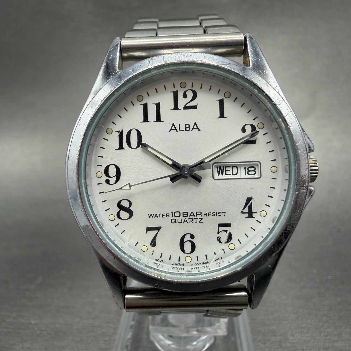 Seiko Alba Watch Men 35mm Silver Dial Silver Tone Daydate V733-7A70 New Battery10