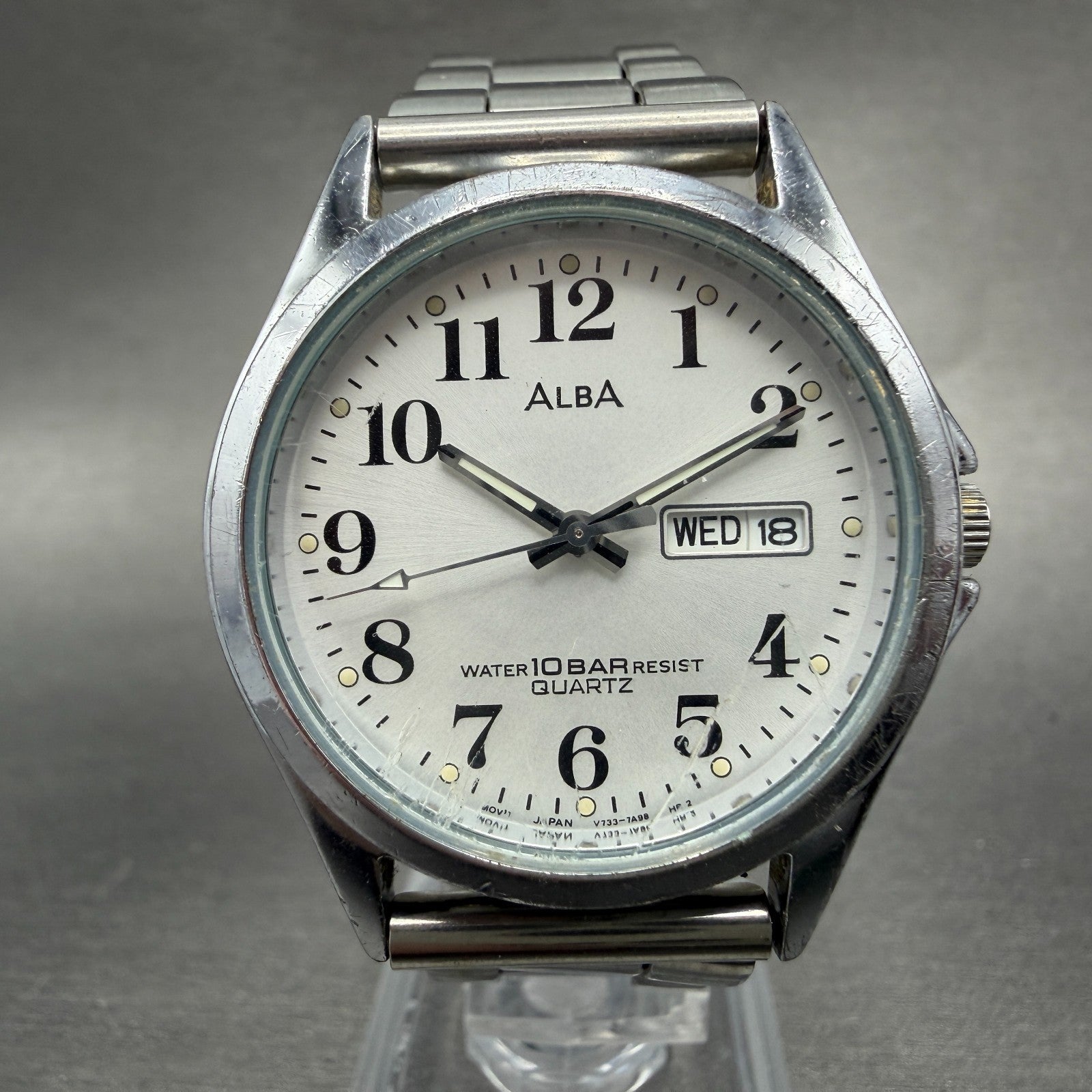 Seiko Alba Watch Men 35mm Silver Dial Silver Tone Daydate V733-7A70 New Battery10