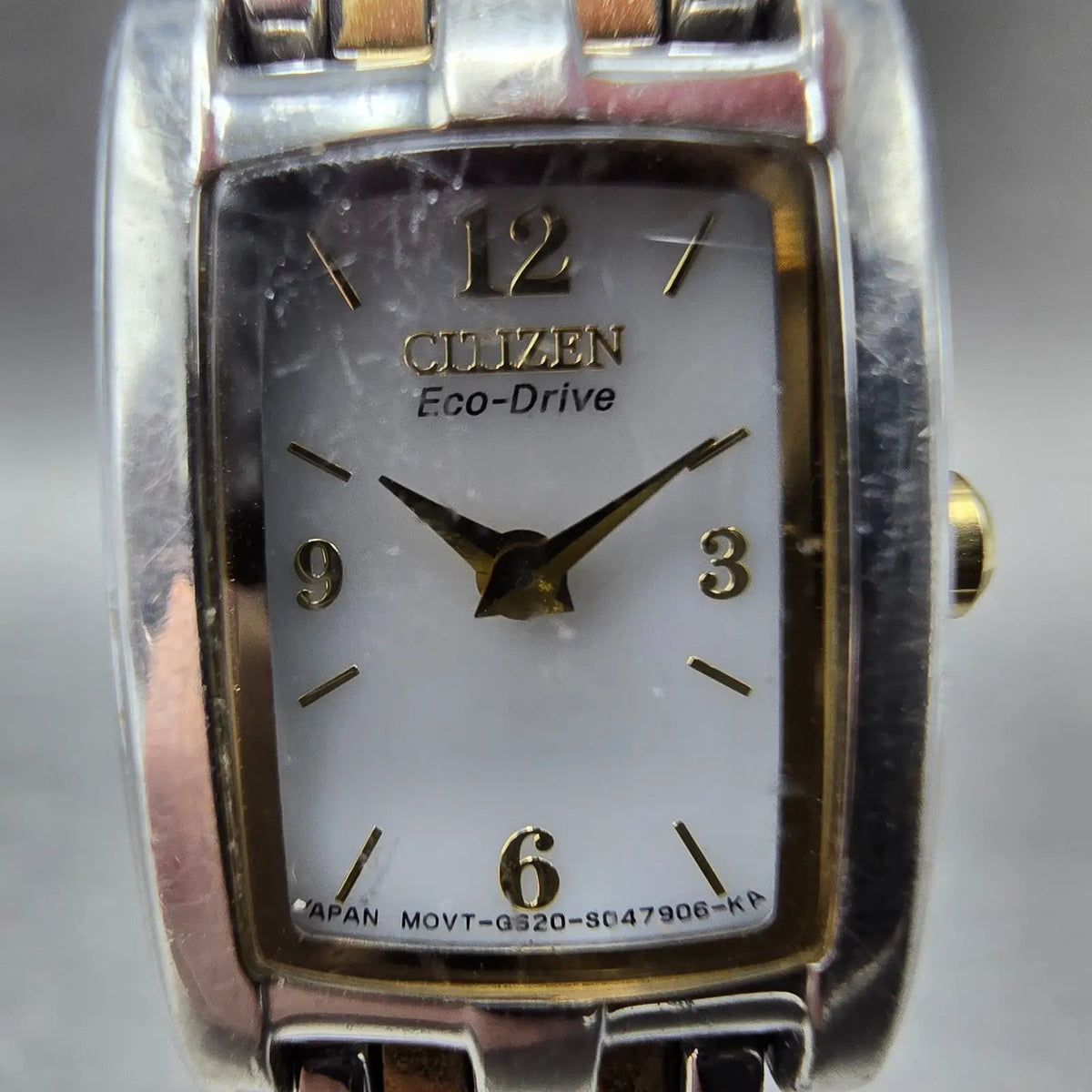 Citizen Eco-Drive Tank Watch Women 14mm White Dial Two Tone Rectangle G620 Runs1
