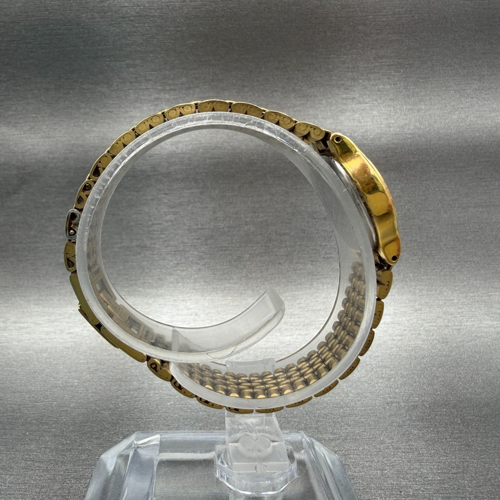 Seiko Watch Women 19mm White Dial Gold Tone Round V401-0289 New Battery Vintage8