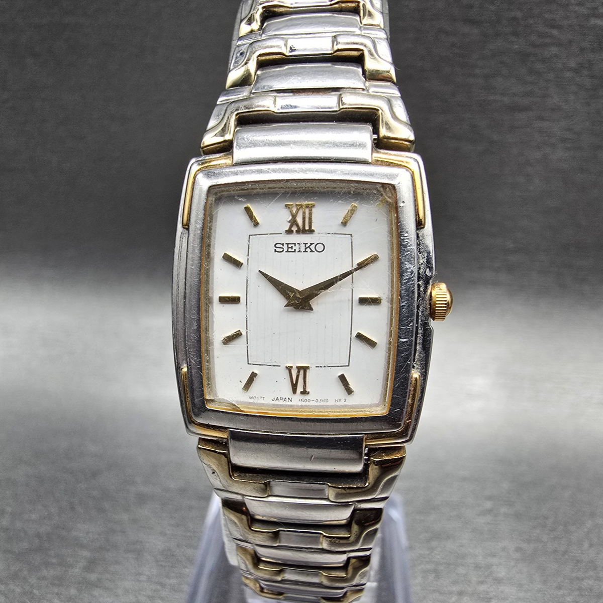 Seiko Tank Watch Women 21mm White Dial Two Tone Rectangle 1N00-0FY0 New Battery0