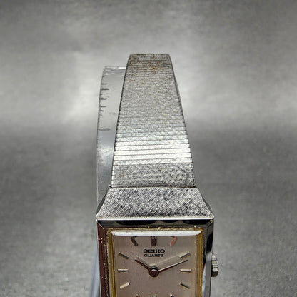 Seiko Watch Women 16mm Silver Dial Silver Tone Rectangle 2C205299 New Battery4
