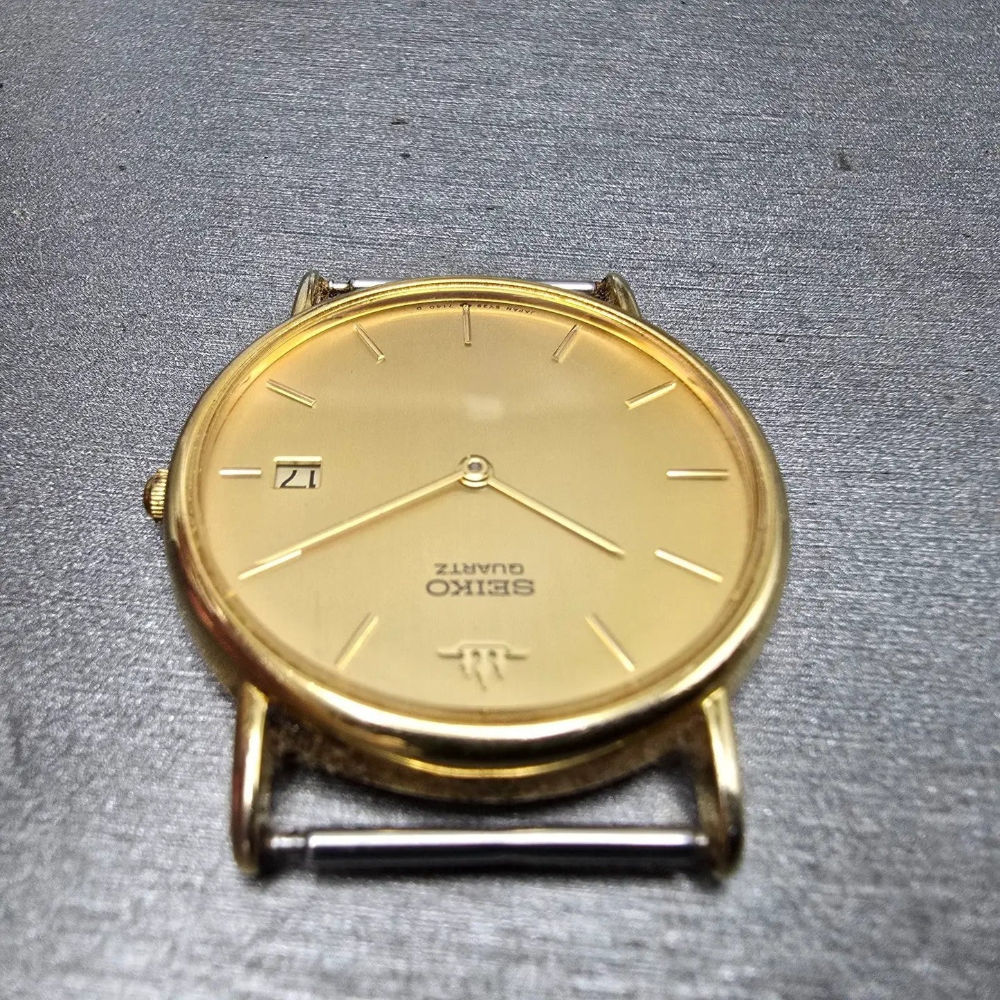 Seiko Watch Men 32mm Gold Dial Gold Tone Date Round 5Y39-7010 VTG PARTS5
