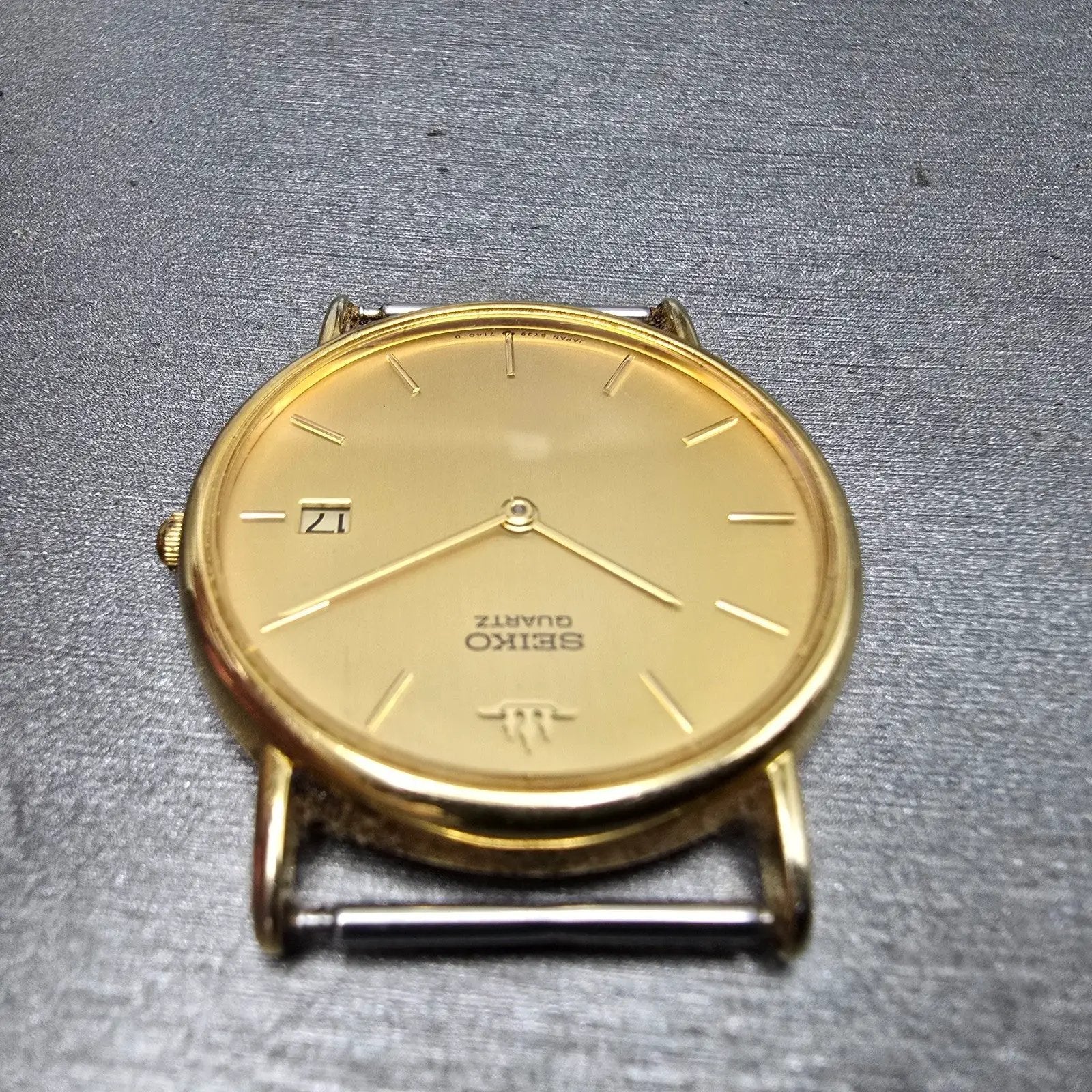 Seiko Watch Men 32mm Gold Dial Gold Tone Date Round 5Y39-7010 VTG PARTS5