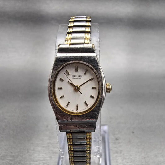 Seiko Watch Women 17mm White Dial Silver Tone Oval 2Y01-5C79 New Battery Vintage0