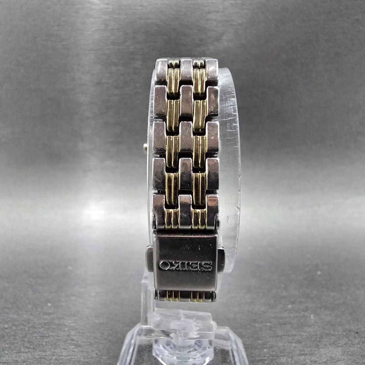 Seiko Solar Watch Women 22mm White Dial Two Tone Round V115-0AG0 Runs CRACKED7