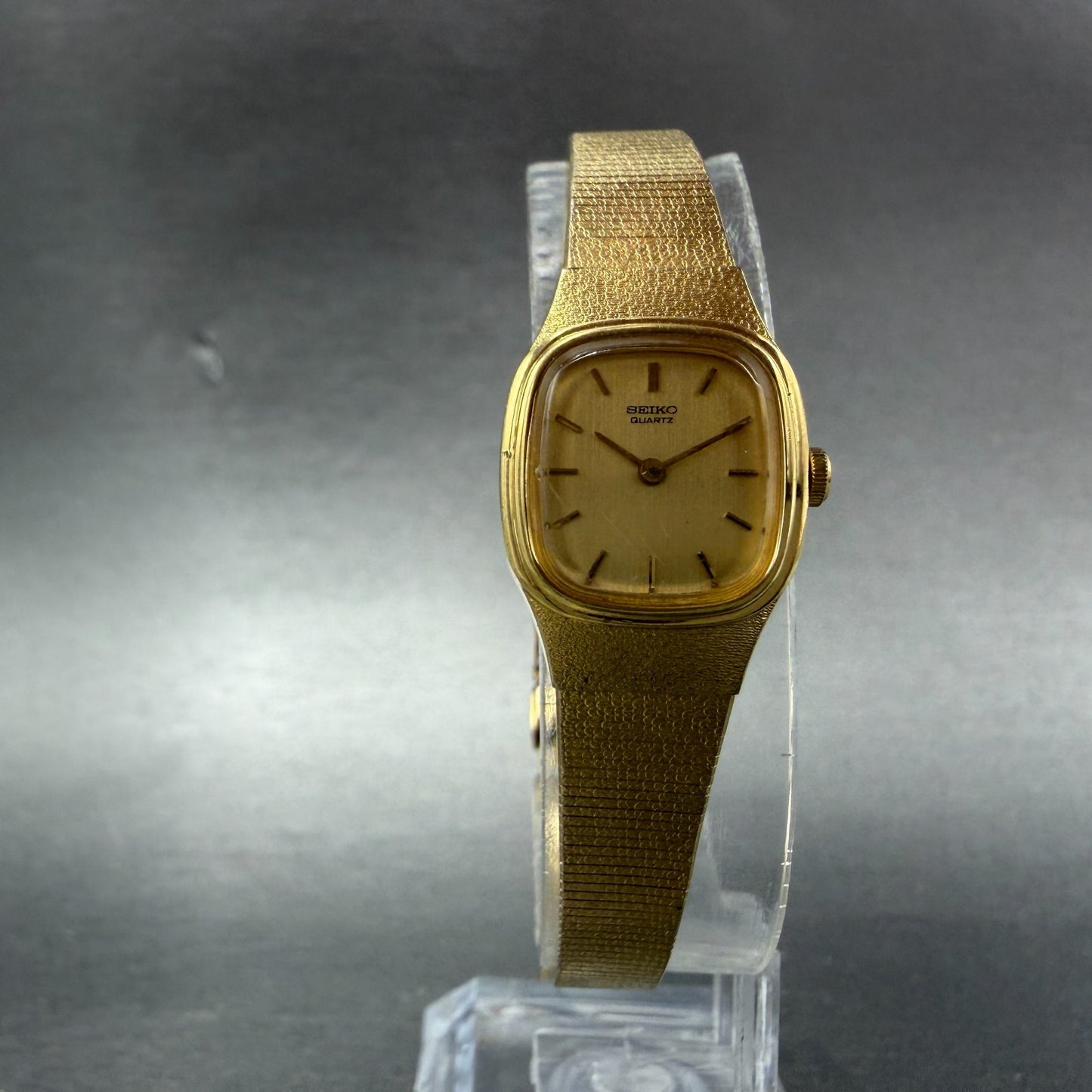 Seiko Watch Women 16mm Champagne Dial Gold Tone Square 2C20-5770 New Battery5