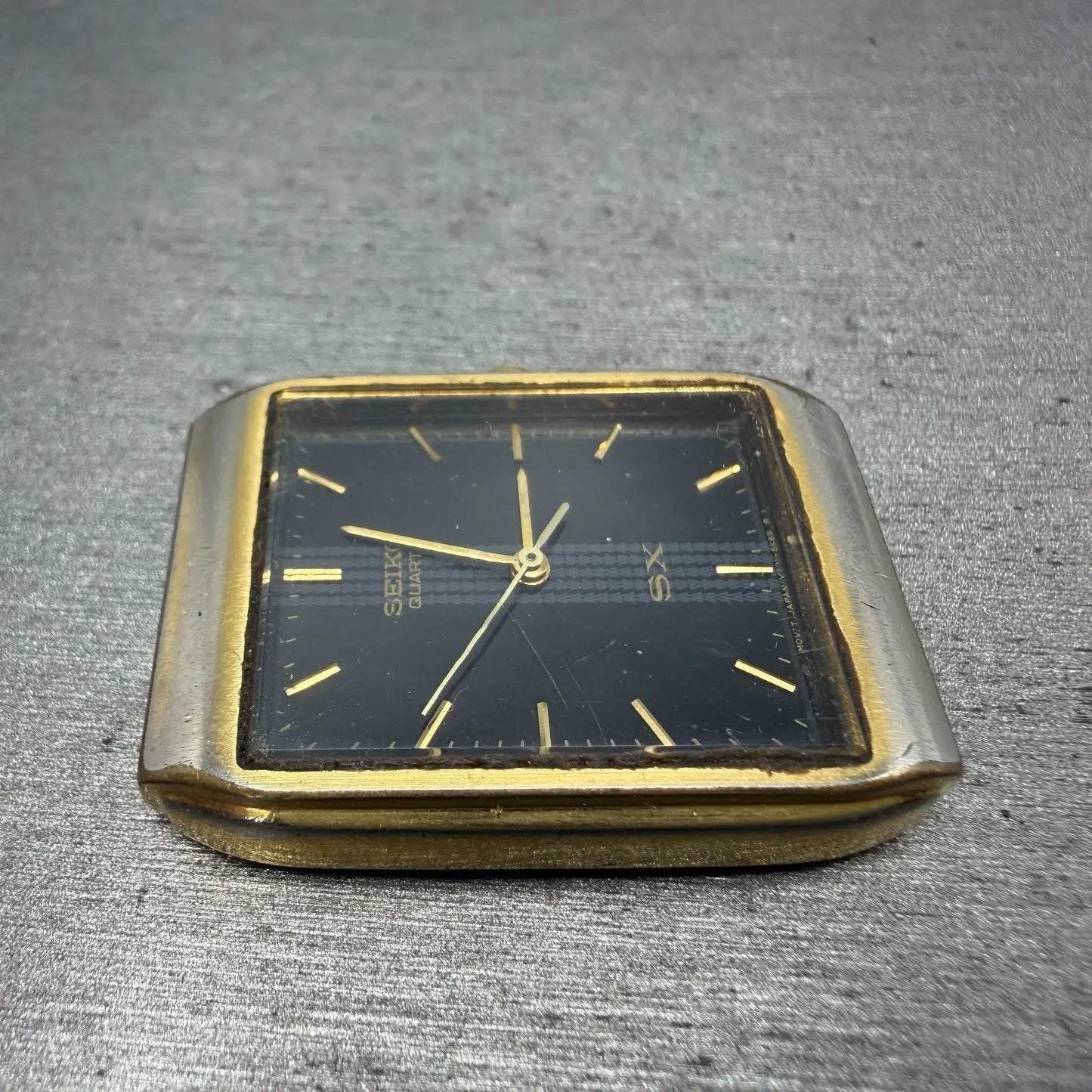 Seiko SX Tank Watch Men 25mm Black Dial Gold Tone Rectangle V701-5K00 PARTS4