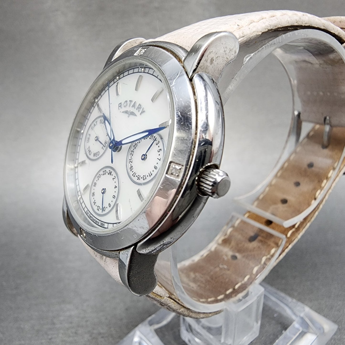 Rotary Rocks Watch Women 35mm MOP Dial Steel Daydate Round Diamond New Battery2