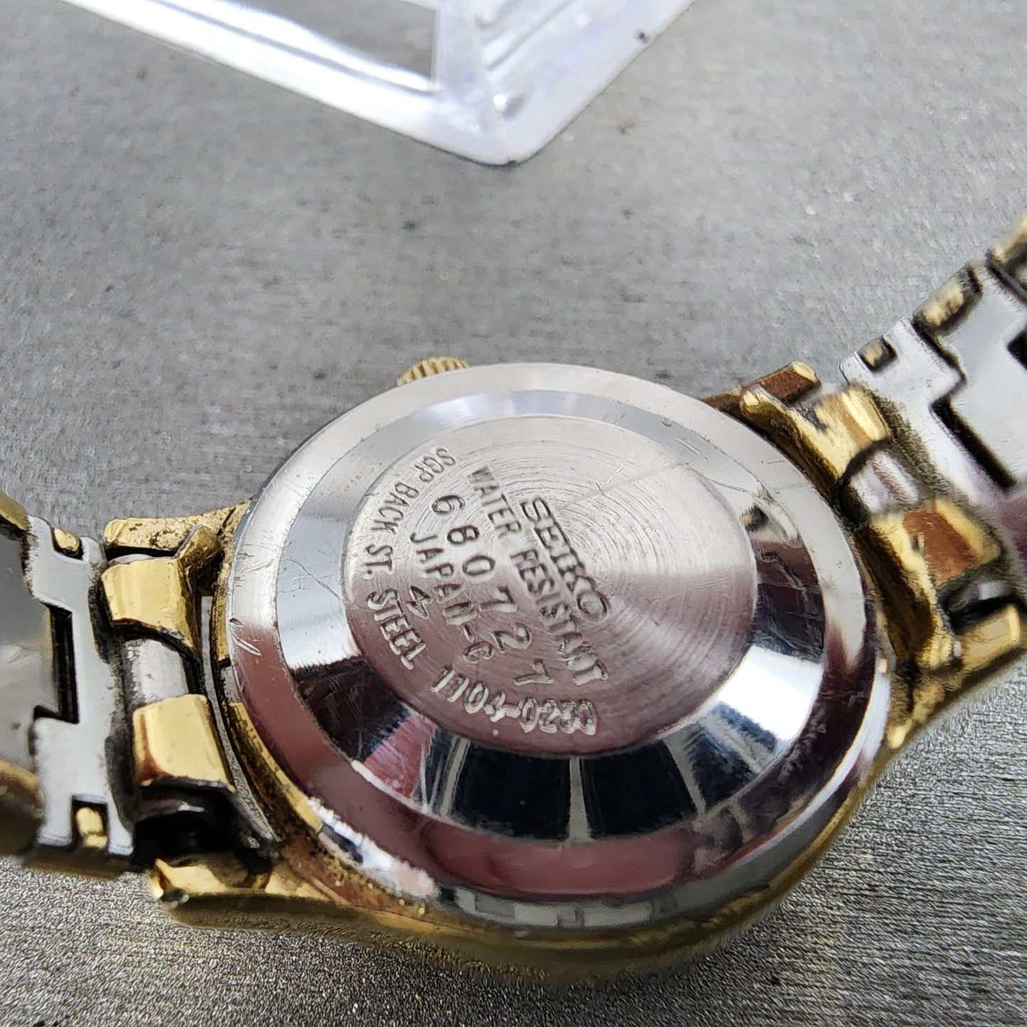 Seiko Watch Women 25mm Champagne Dial Gold Tone Manual Round 11040250 Runs9