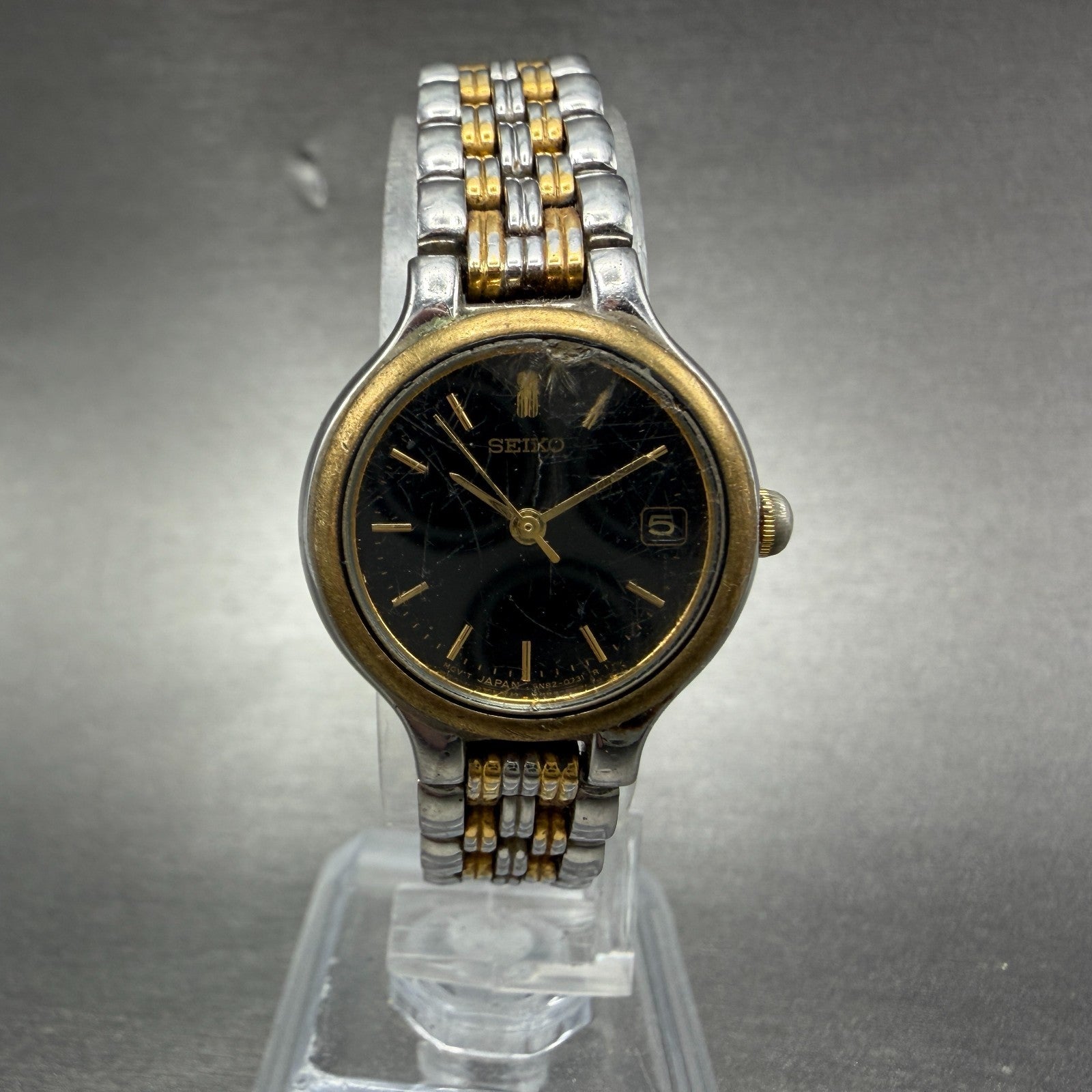 Seiko Watch Women 23mm Black Dial Two Tone Date Round 7N82-0228 New Battery 5430