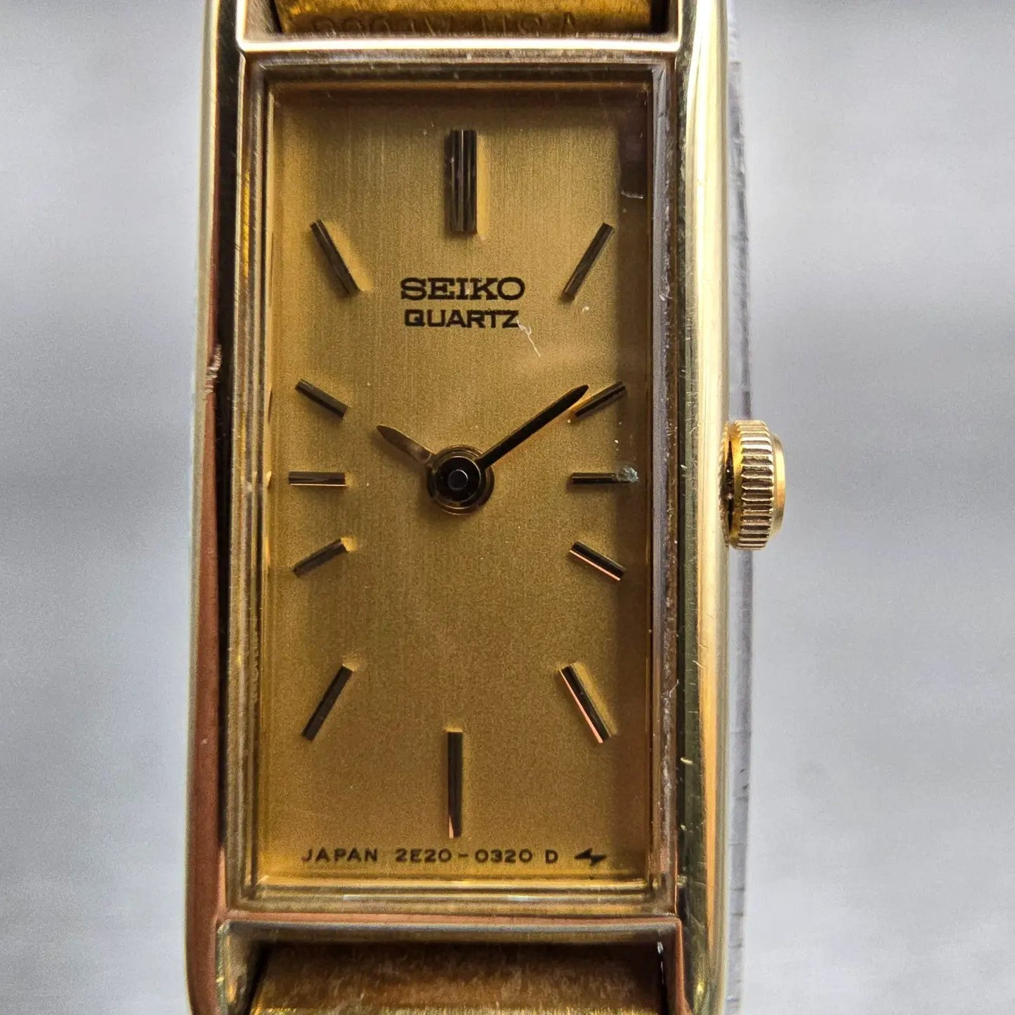 Seiko Tank Watch Women 12mm Gold Dial Gold Tone Rectangle 2E20-5239 New Battery1