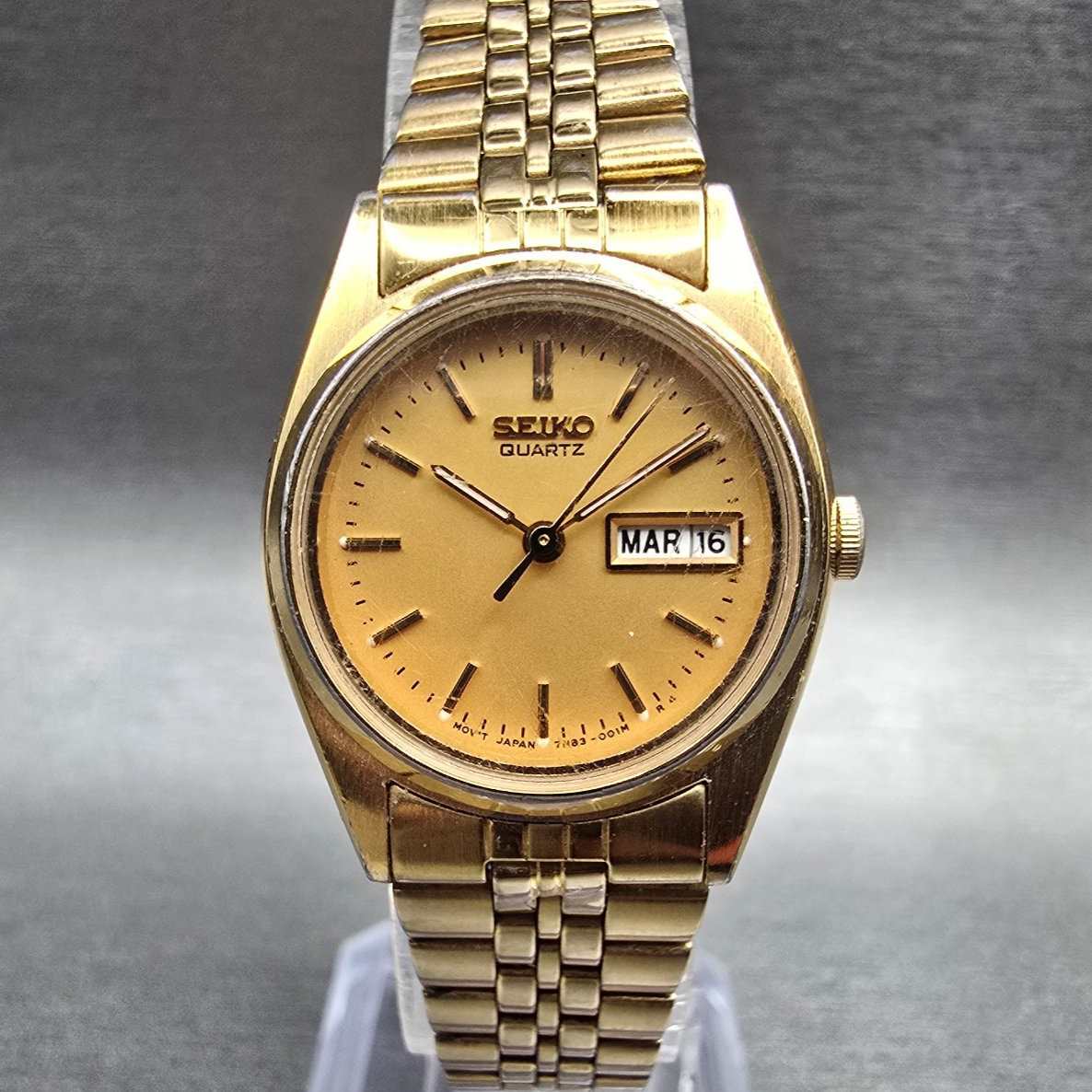 Seiko Watch Women 23mm Gold Dial Gold Tone Daydate Round 7N83-0011 New Battery0