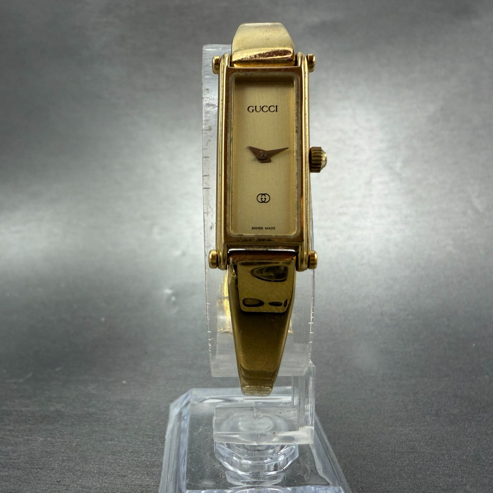 Gucci 1500L Tank Watch Women 12mm Gold Dial Gold Rectangle Bangle New Battery5