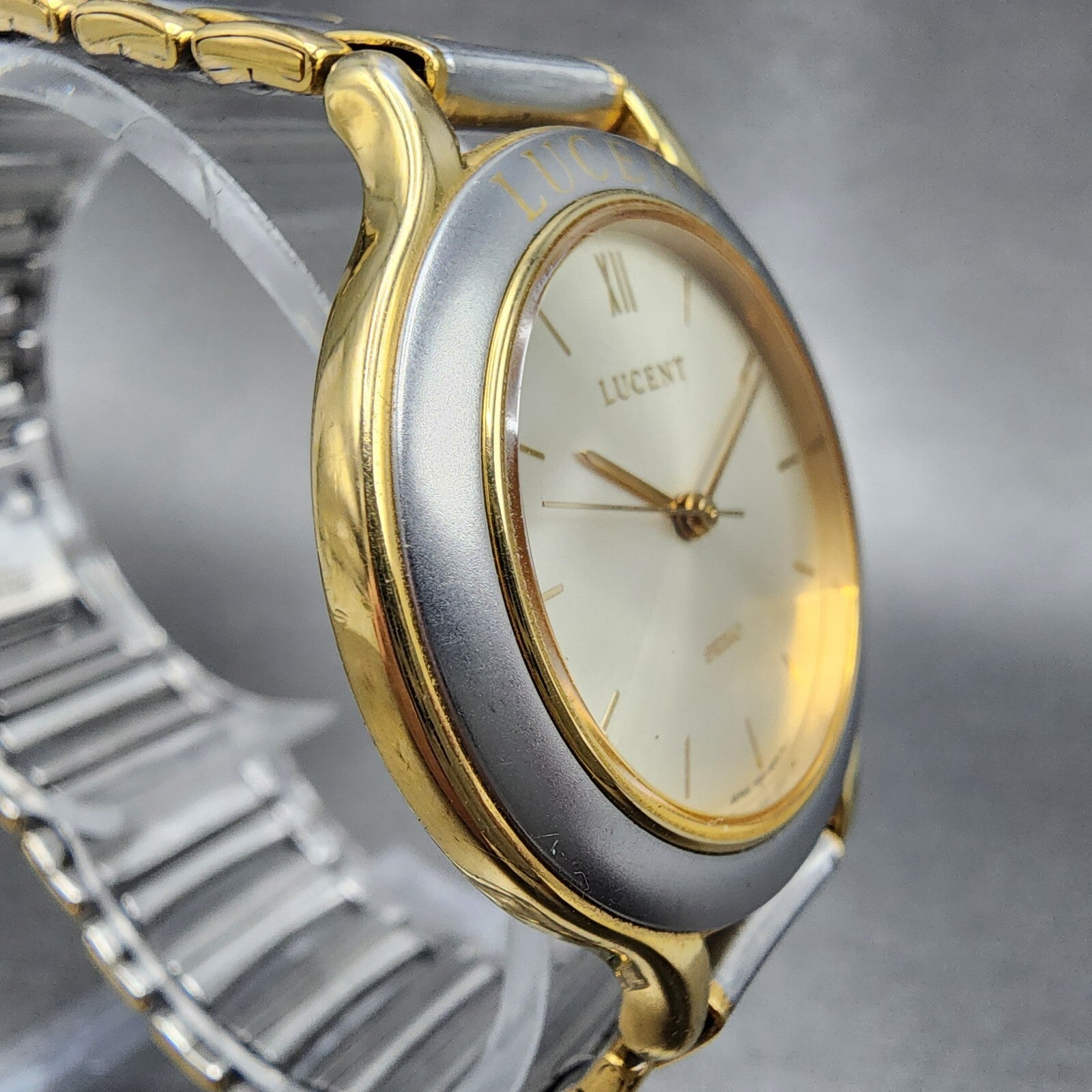 Seiko Lucent Watch Women 31mm Champagne Dial Two Tone Round 7N016160 New Batt3