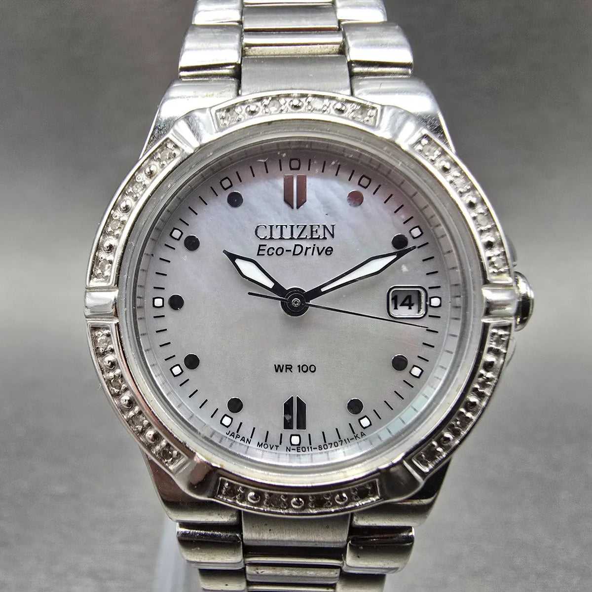 Citizen Eco-Drive Riva Watch Women 26mm MOP Dial Silver Gemmed E011-S043697 Runs0