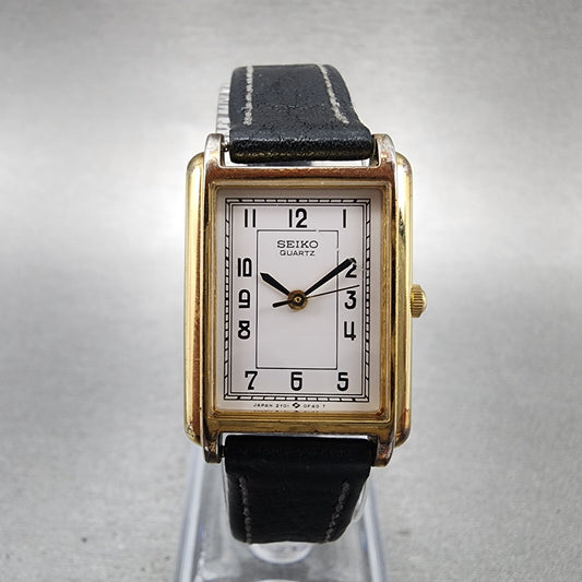 Seiko Tank Watch Women 20mm White Dial Gold Tone Rectangle 2Y015B09 New Battery0