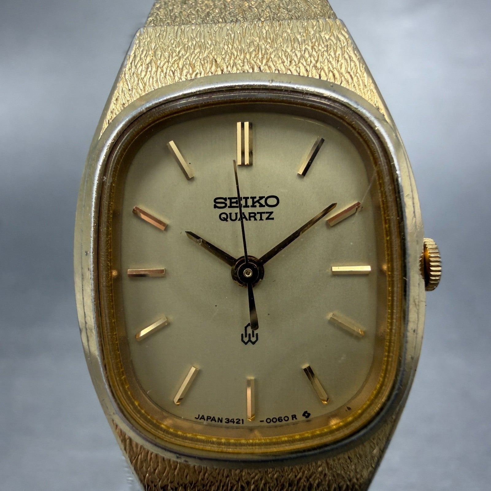 Seiko Watch Women 20mm Champagne Dial Gold Tone Oval 3421-5020 New Battery1