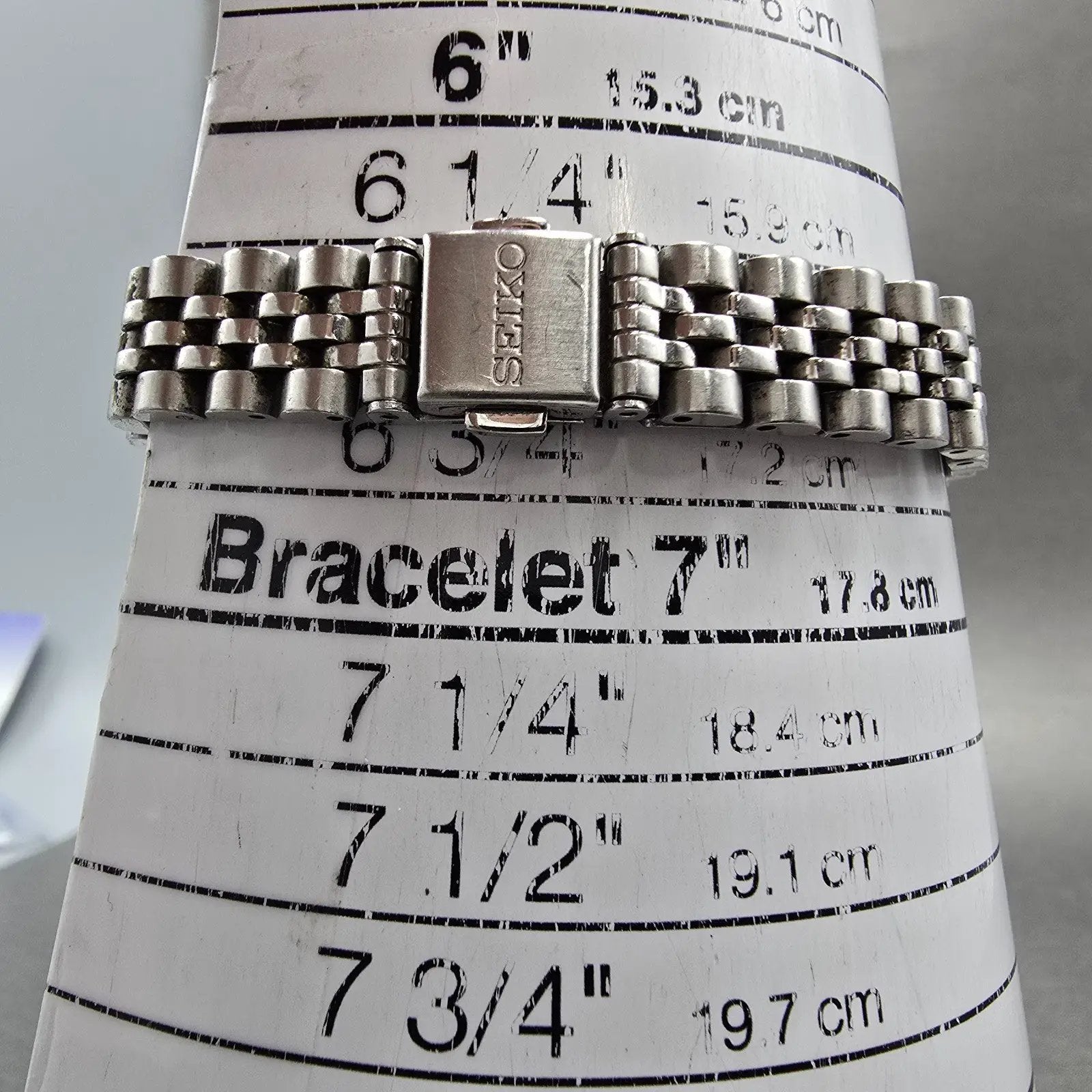 Seiko Solar Watch Women 25mm MOP Dial Silver Tone Round V117-0AN0 PARTS12