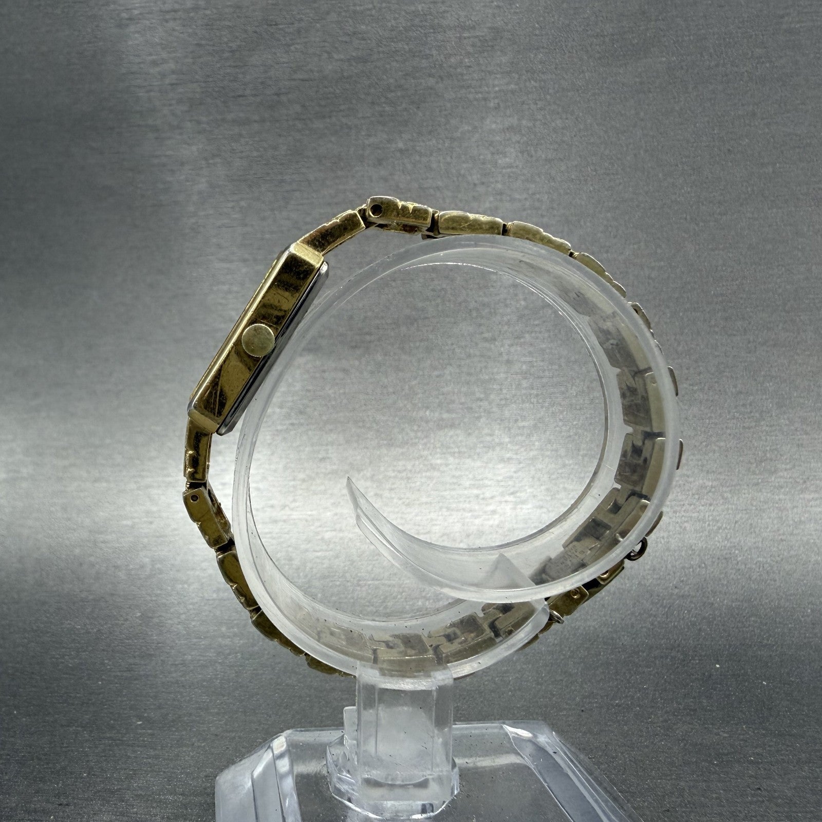 Seiko Tank Watch Women 13mm Black Dial Gold Tone Rectangle 13205249 New Battery6