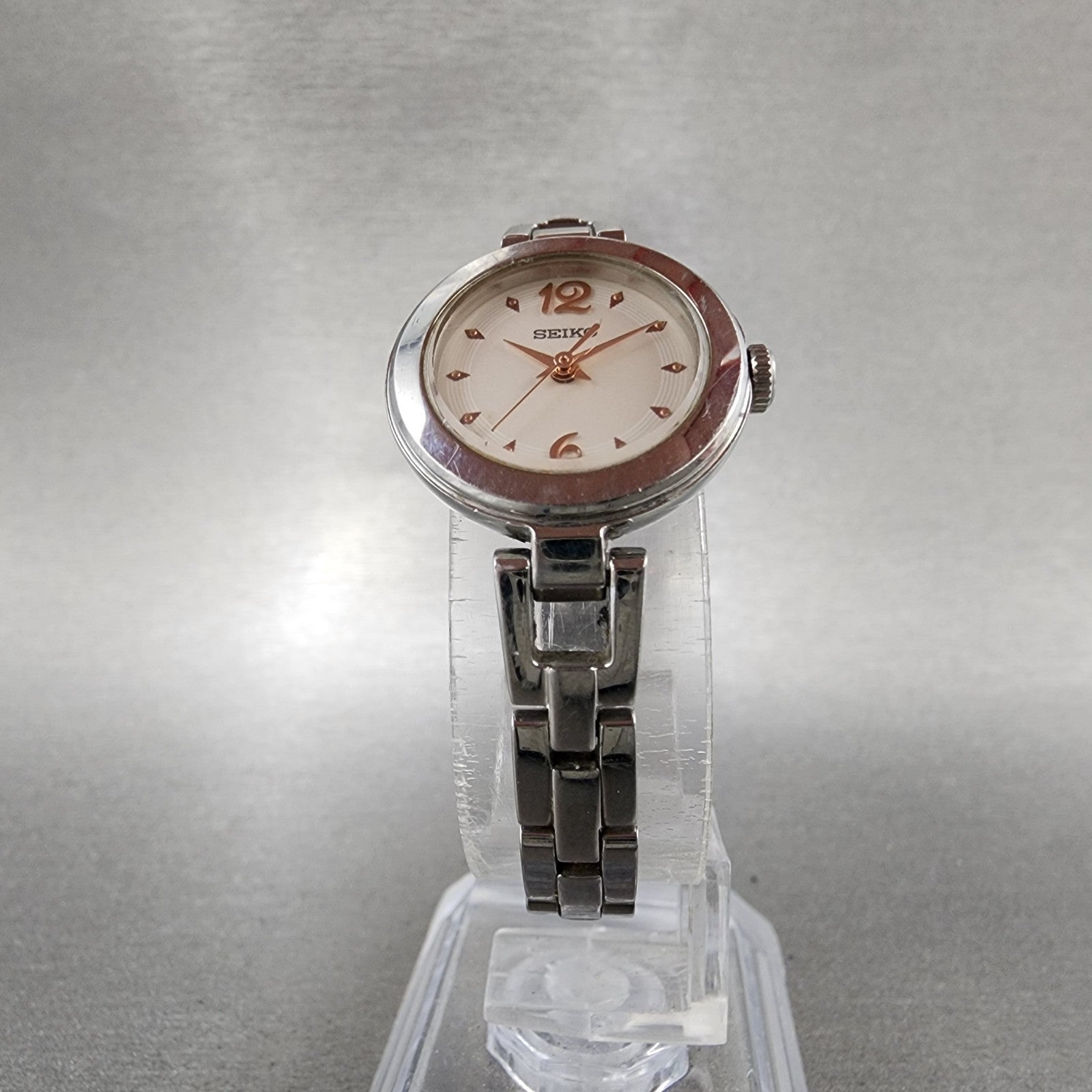 Seiko Watch Women 21mm White Dial Silver Tone Round 1N010PK0 New Battery5