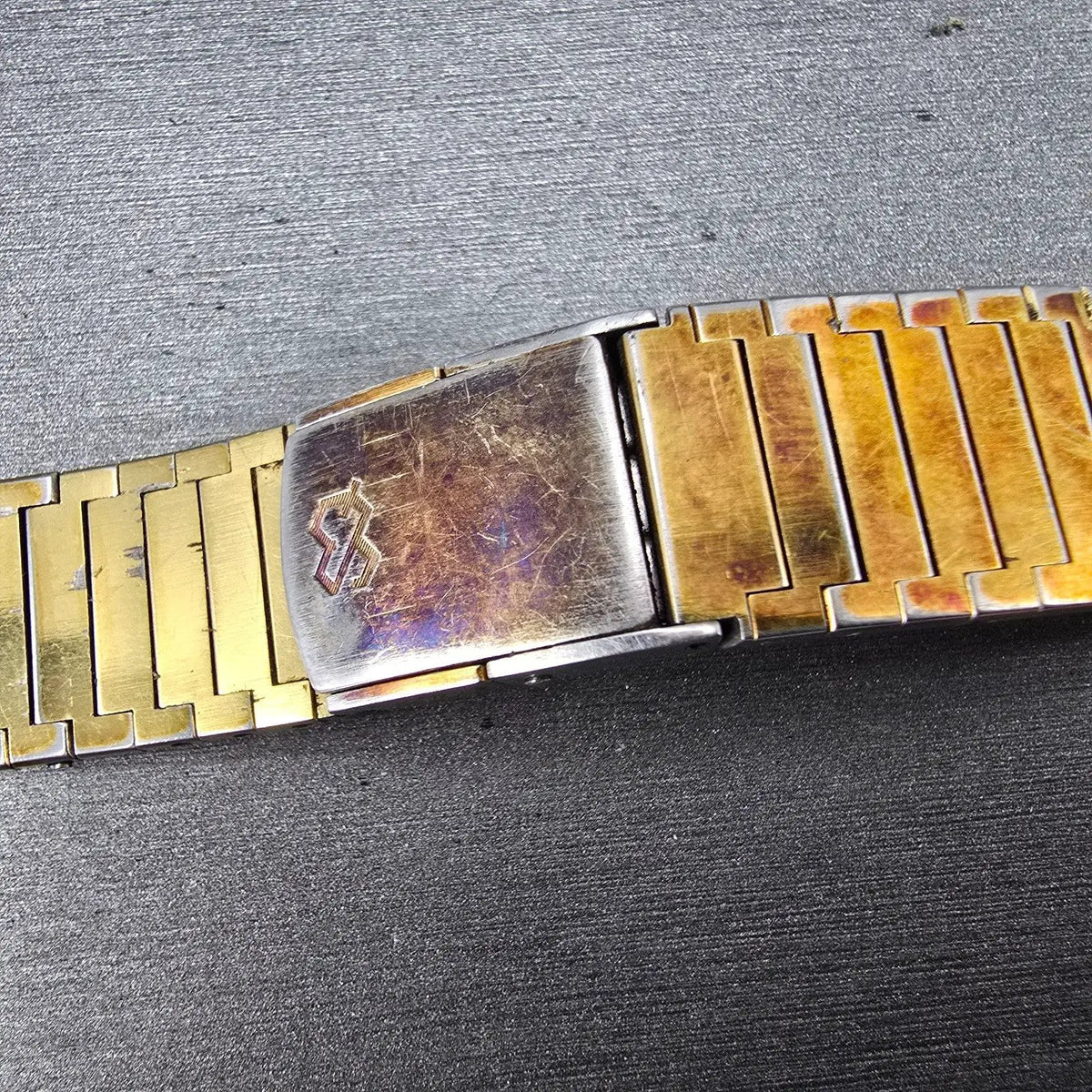 Seiko Bracelet 14mm Stainless Steel Gold Tone Tri Folding Clasp Vintage JP Z4074
