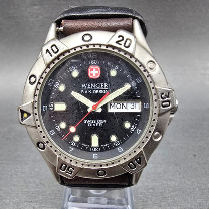 Wenger SAK Dive Watch Men 38mm Blue Dial Steel Daydate 096.0655 PARTS0