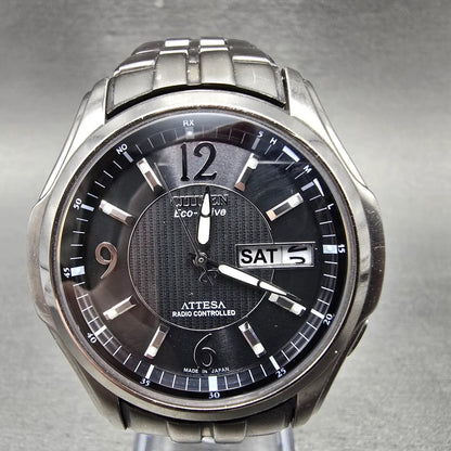 Citizen Eco-Drive Attesa Watch Men 41mm Black Dial Titanium Atomic Daydate PARTS0