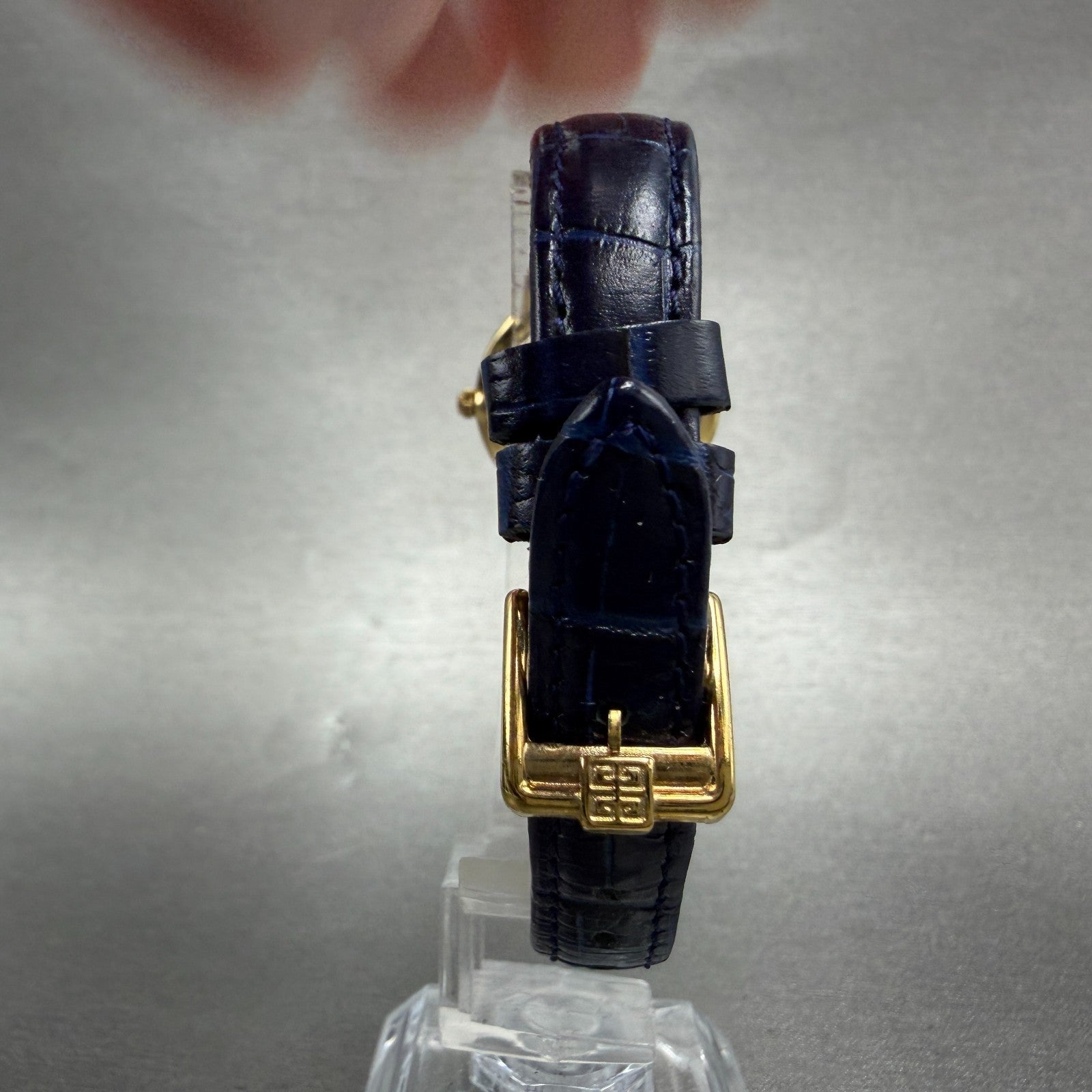 Givenchy Watch Women 24mm Blue Dial Gold Tone Round Swiss New Battery W/Box7